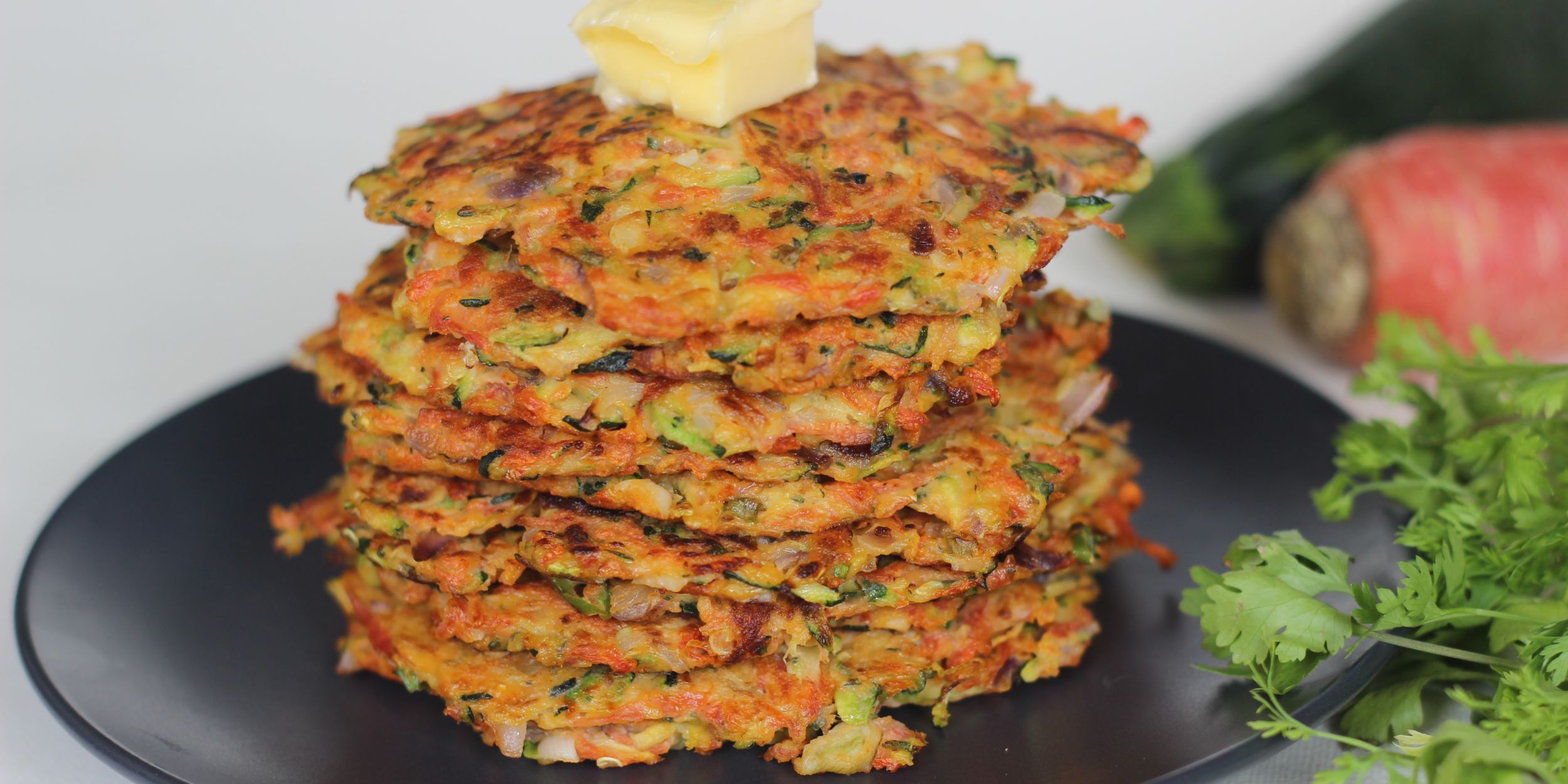 Как приготовить оладьи из кабачков: рецепты и секреты вкусного блюда Как приготовить оладьи из кабачков: рецепты и секреты вкусного блюда
